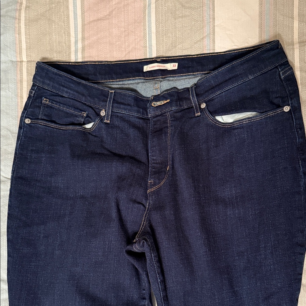 Levi's Women's High Rise Jeans in Deep Indigo